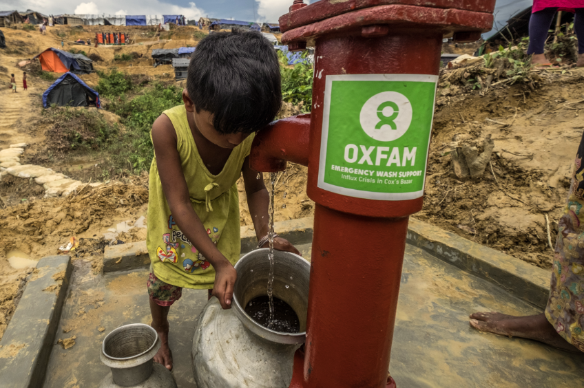 Our staff will continue to work with refugee volunteers in the camps to distribute soap and promote hygiene in the community. (Photo: Tommy Trenchard / Oxfam)